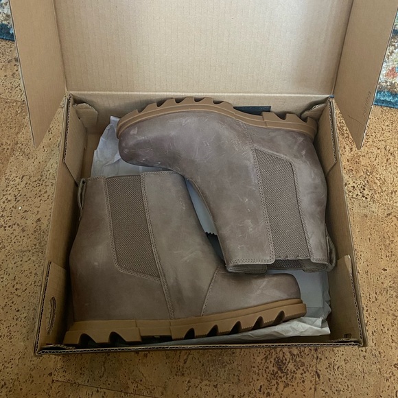 Sorel Joan of Arctic Wedge 3, Taupe, NIB, Size 9 - Picture 1 of 6